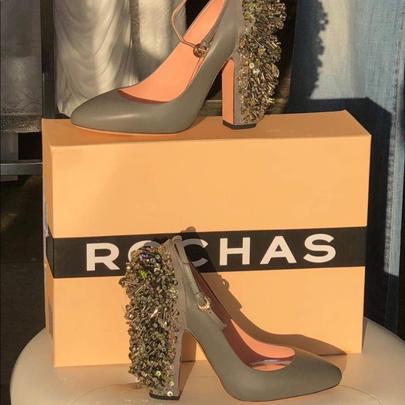 Meet your Posher, Edit Consignment & Boutique - Picture 8 of 8